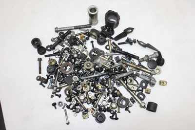 Triumph Trophy 900 1997 OEM pernos de montaje de motor hardware tornillos de motor Foto 1 de 4