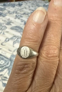 VINTAGE STERLING SILVER CHILD'S SIGNET RING - MARKED "STERLING ESPO" Sz 3.5 "D" - Picture 1 of 6