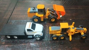  John Deere Construction Toys  1/64 Front End Loader, Flat Bed Truck, Grader - Picture 1 of 7