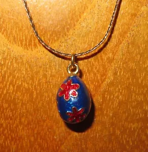 Unique Blue ENAMEL Egg Pendant Russian Necklace Red Flowers on golden chain GIFT - Picture 1 of 6