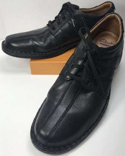 Scarpa casual Clarks Collection Ortholite uomo US11M EU44 5 nero pizzo Oxford usata in ottime condizioni
