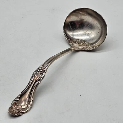 Wm. A Rogers Ladle Silverplate Arundel Pattern Sauce Gravy Antique - Image 1 of 4