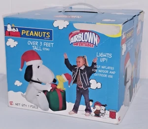 GEMMY Airblown Inflatable Peanuts Snoopy & Woodstock Christmas Gift ~3 Feet Tall - Picture 1 of 12
