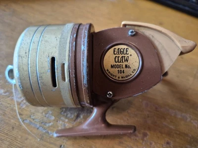 Vintage Eagle Claw Fishing Reel Model 104 Wright & Mcgill Company Tested/Works - Image 1 of 4