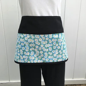 Spring Daisies￼ Cute flower 3 pockets Waitress Half Waist Apron Bar Restaurant - Picture 1 of 4