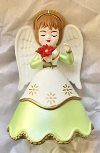 2020 Hallmark Keepsake Heirloom Angels Christmas Tree Ornament-5th in the Series - Picture 1 of 5
