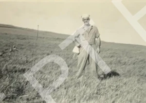 Vintage Photo Handsome Young Man Navy Sailor In Uniform In A Field 1940s - Picture 1 of 3