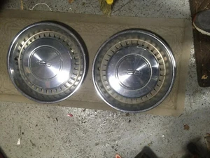 2 Tapacubos Oldsmobile Tapacubos 16" - Imagen 1 de 3