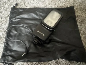 Sony Handycam HVL-20DX Black Battery Powered Plug-In video Camcorder Flash Unit - Picture 1 of 5