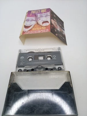 MOTLEY CRUE THEATRE OF PAIN ORIGINAL 1985 CASSETTE DOBLY HX PRO 969418-4-E - Image 1 of 4