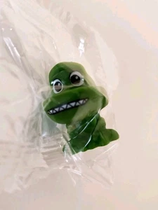 "Arlo" 1 inch Mini Figure SEALED/NEW, ("Good Dinosaur"), Disney × - Picture 1 of 3
