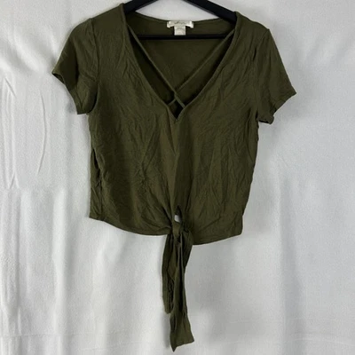 Top corto Gaze para mujer talla M cuello en V corbata elástica verde oliva manga corta Foto 1 de 4