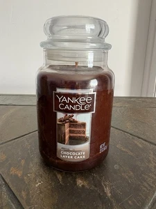 New Yankee Candle Chocolate Layer Cake 22 Oz Jar - Picture 1 of 2