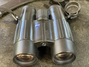 Zeiss Victory 8x42 T* FL Binoculars Made In Germany - Picture 1 of 10
