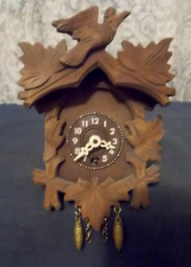 Vintage Wooden Small Mini 5.5" x 4"  West German Black Forest Cuckoo Clock!