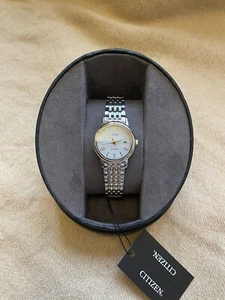 Citizen Watch eco-drive ladies Two-tone - Picture 1 of 6