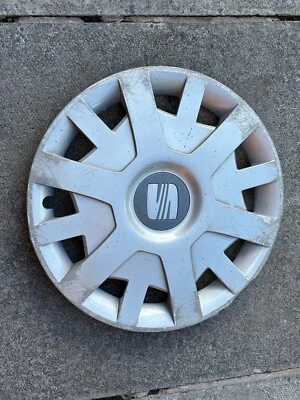 SEAT IBIZA 15" WHEEL TRIM X 1 HUB CAP GENUINE 6J0601147B - Image 1 of 4