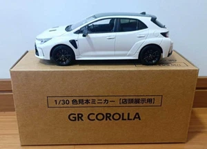 Toyota Werbeartikel GR Corolla 1:30 super weiß ii - Bild 1 von 1