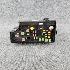 2011 – 2014 Chrysler 200 Dodge Avenger TIPM Fuse Relay Box P: 04692346AE - Picture 1 of 5