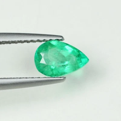 0.71 ct MIND BLOWING BEST GREEN  COLOMBIAN 100% NATURAL EMERALD  Pear 0315 JMX - Image 1 of 2