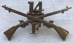 Vintage 14th Infrantry Regiment Company F Military Pin Insignia - Bild 1 von 3