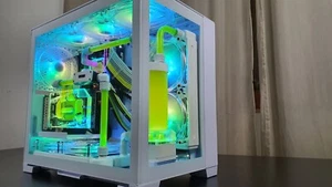 GAMING PC TOP I7 13700K - RTX 4080/90 - DDR5 32GB - M.2 500GB + 2TB - Foto 1 di 8