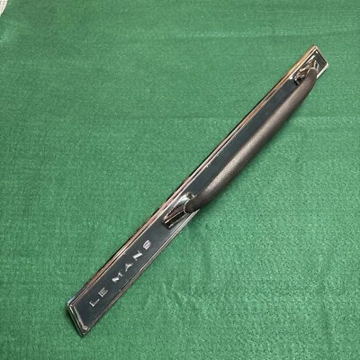 Pontiac GTO 1967 Lemans tablero agarre mango moldura interior negro guante negro Foto 1 de 4