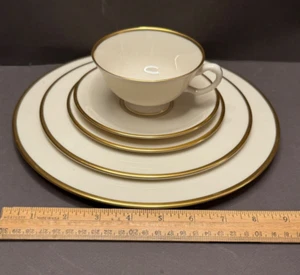 LENOX CHINA MANSFIELD 5 PC GOLD TRIM PLACE SETTING EUC - Picture 1 of 13