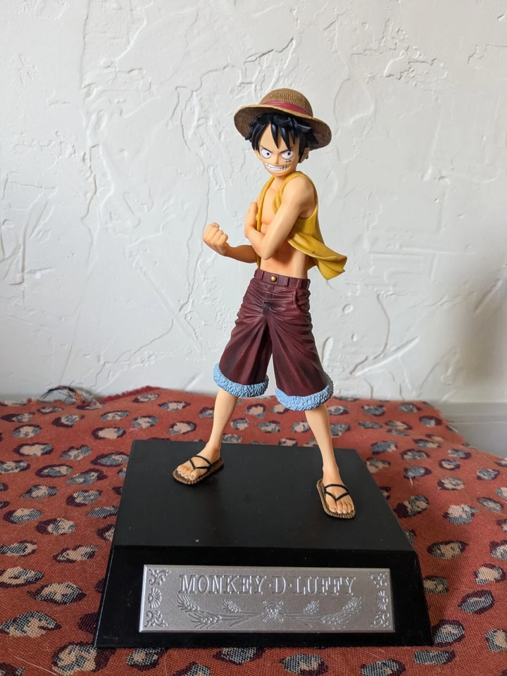 ЦЕЛЬНАЯ фигурка аниме Ichiban Kuji New Era Dawn Luffy желтая рубашка красные шорты - Изображение 1 из 1