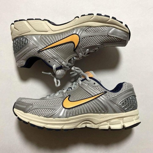 NIKE Scarpe sneakers uomo 8.5US Zoom Bomelo 5 Swash