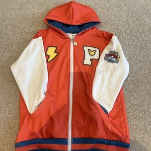 Pokemon World Championships WCS 2025 Anaheim Varsity Zip Hooded Sweatshirt Youth - Picture 1 of 7