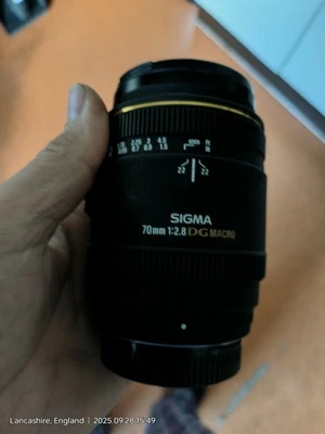 Sigma 70mm EX DG Macro Pentax Fit. - Image 1 of 4