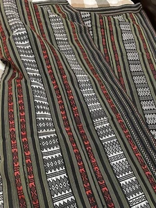 STRIPED AND WOVEN CONTEMPORARY PATTERN TAPESTRY TEXTILE HANDMADE - Picture 1 of 4