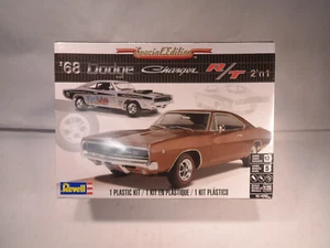 Revell Modellbausatz Special Edition '68 Dodge Charger R/T 2'n1 Muscle Car 85-4202 - Bild 1 von 8