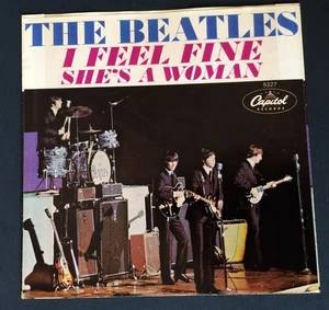 Beatles, Capitol Records, 1964, Straight Cut, PS " I Feel Fine" VG++/NM- - Imagen 1 de 2