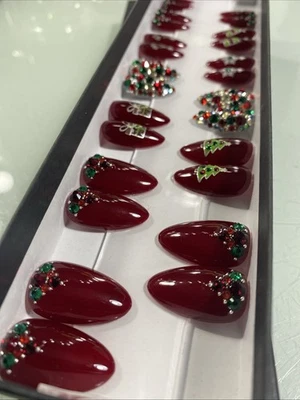 🎄 Press On Nails Handmade 26 Medium Almond  Christmas Nails Gel / Gel Polish - Image 1 of 4