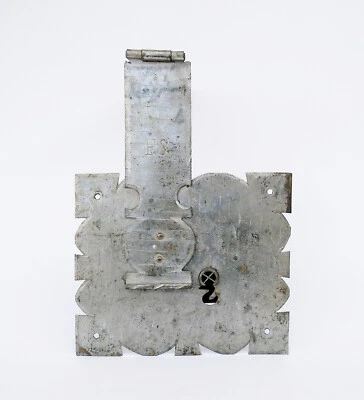 Antiguo baúl de cofre hierro cerradura herrajes coleccionables Foto 1 de 4