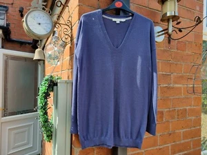 Boden Jumper XS Fine Merino 100% Wool Blue V Neck Jumper /OLJ1 - Picture 1 of 3