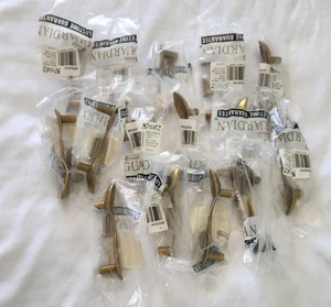 Amerock Guardian Messing Schubladengriffe zieht Löffelform Menge 15 Neu in Verpackung - Bild 1 von 4