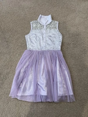 TOBI Embroidered Lace Tulle Formal Above The Knee Dress MEDIUM (junior) Preowned - Image 1 of 4