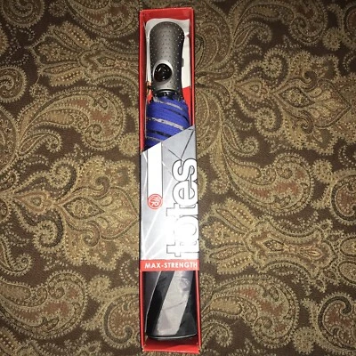 Totes Blue/Gray Automatic Umbrella NWT - Imagem 1 de 4