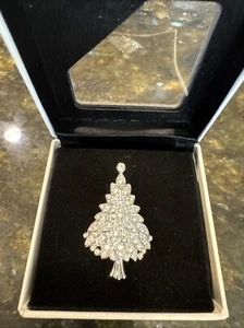 Broche prendedor vintage de árbol de Navidad Swarovski 2000 nuevo en caja - Imagen 1 de 4
