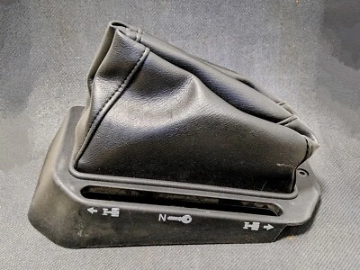 #84218011 New Holland Tractor Console OEM - Image 1 of 4