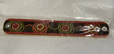 Pulseira Vera Bradley aposentada Buttercup com babado fecho de pressão - Imagem 1 de 4