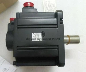Servomotor Mitsubishi HC-SFS352BK nuevo 1 pieza EN CAJA - Imagen 1 de 1