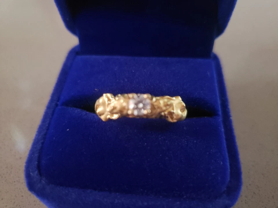 Carrera y Carrera womans 18k diamond ring Foto 1 de 4