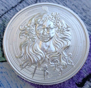 2 oz. VIRGO Zombie Zodiac Series Gruesas BU Rondas .999 Plata Fina - Imagen 1 de 5
