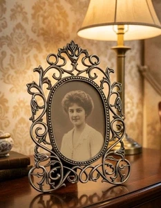 Antique Style Rococo Silverplate Picture Frame Oval 4"x6" Filigree Scrollwork - Picture 1 of 12