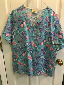 Women’s Scrub Tops - Picture 1 of 4