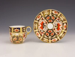 Royal Crown Derby China- 2614 - Imari Pattern - Cup & Saucer - Picture 1 of 7
